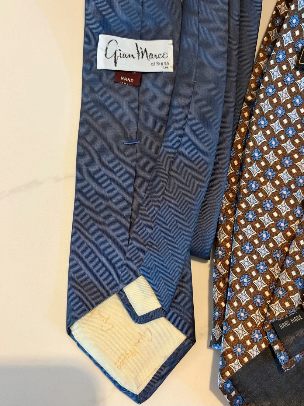 Multiple brands vintage lot